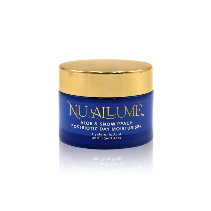 A jar of Nu Allumé Aloe and Snow Peach Postbiotic Day Moisturiser